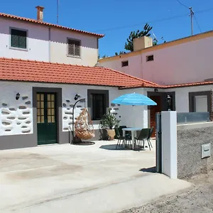 Casa Da Ribeira Holiday home